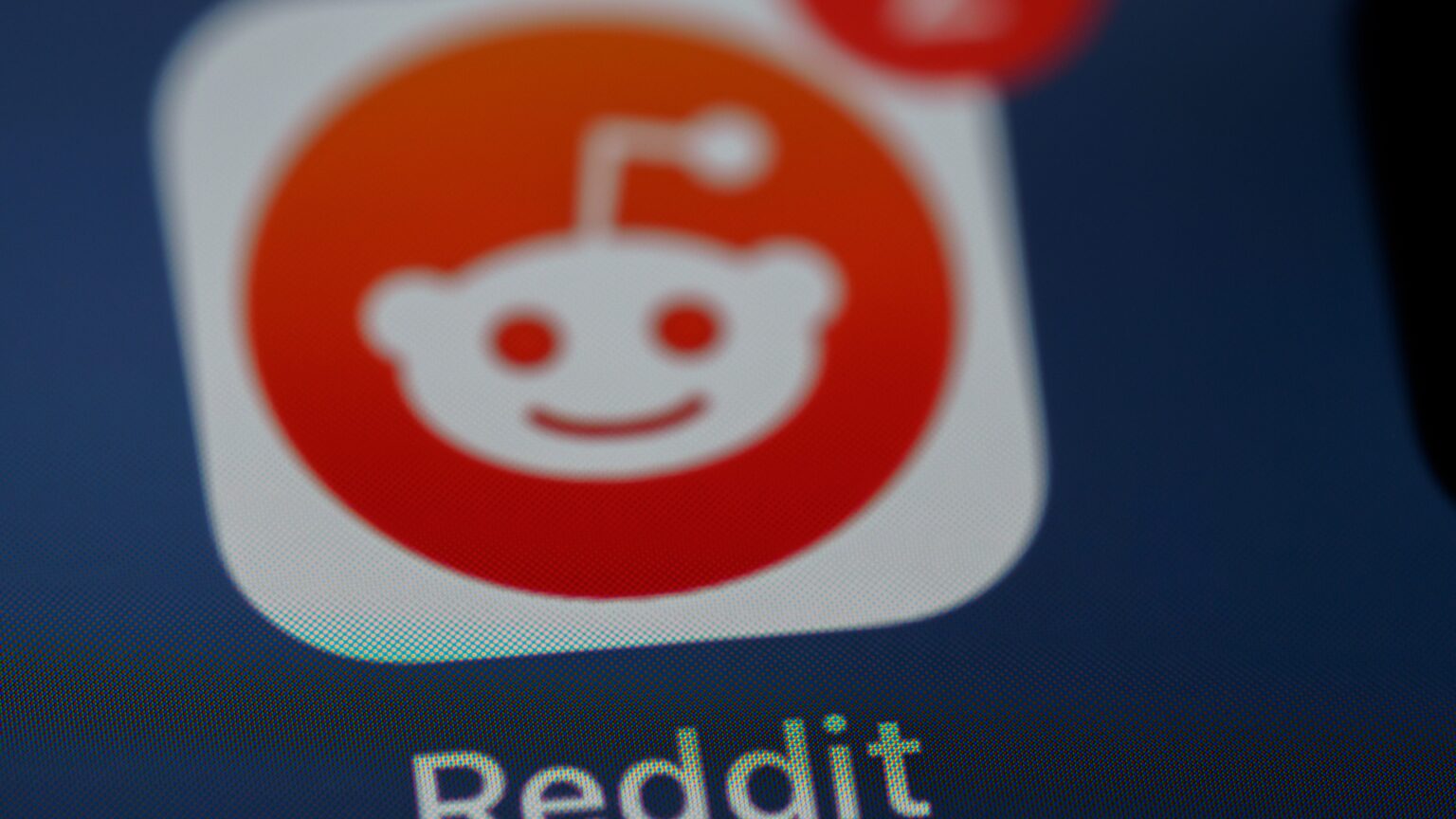 Reddit muda métrica para priorizar engajamento real